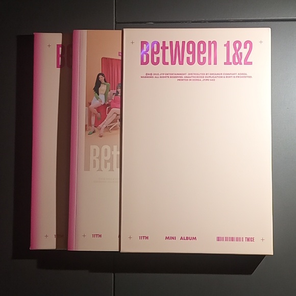 TWICE Between 1&2 Kpop album - Picture 4 of 8